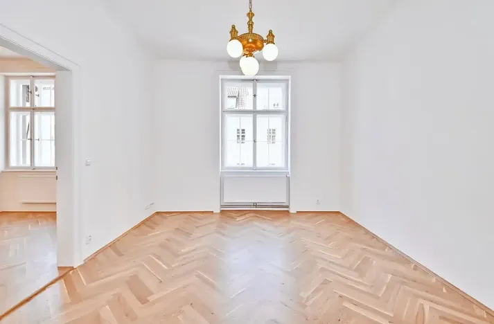 Pronájem bytu 3+1, Praha - Malá Strana, Karmelitská, 95 m2