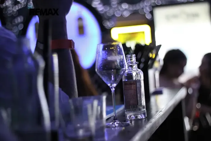 Pronájem obchodního prostoru, Břidličná, Osvobození, 140 m2