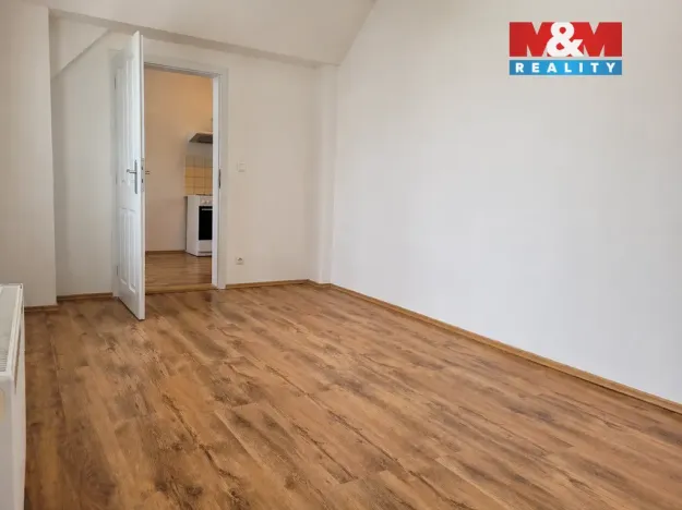 Pronájem bytu 4+kk, Kolín - Kolín I, Husova, 68 m2