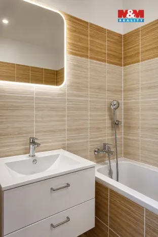 Pronájem bytu 2+1, Chrudim - Chrudim III, Škroupova, 61 m2