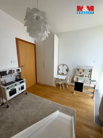 Pronájem bytu 3+kk, Praha - Břevnov, Ve Střešovičkách, 69 m2