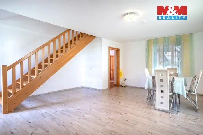 Prodej rodinného domu, Třešovice, 238 m2