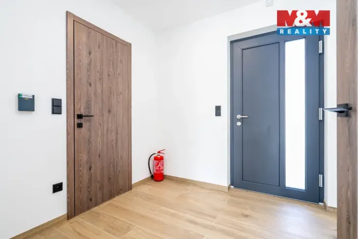 Prodej rodinného domu, Beroun, V Lukách, 144 m2