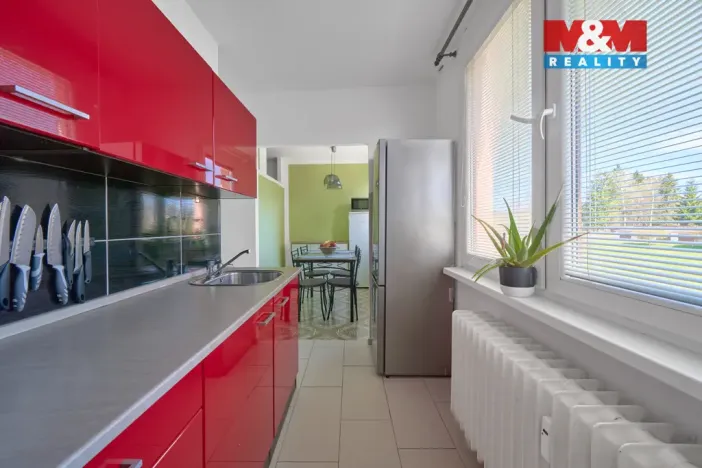 Prodej bytu 3+1, Broumov - Olivětín, Dukelská, 53 m2