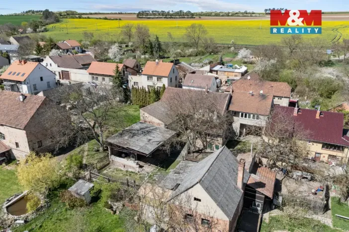 Prodej rodinného domu, Klobuky - Čeradice, 162 m2