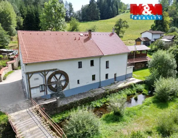 Prodej rodinného domu, Benešov nad Černou - Děkanské Skaliny, 217 m2