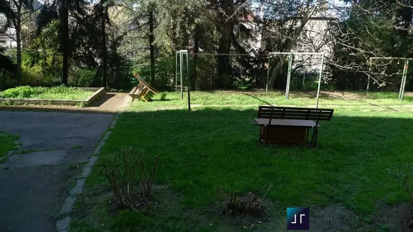 Prodej bytu 3+1, Praha - Strašnice, Černokostelecká, 64 m2