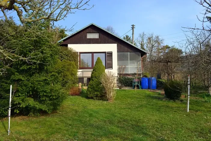 Pronájem chaty, Otrokovice, Hložkova, 17 m2