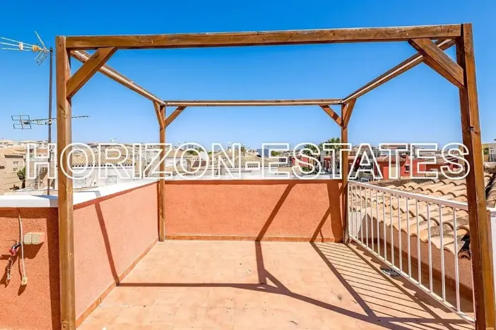 Prodej bytu 3+kk, Alicante, Španělsko, 61 m2