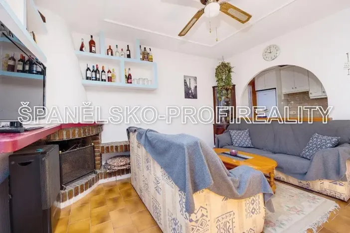 Prodej vícegeneračního domu, Alicante, Španělsko, 78 m2