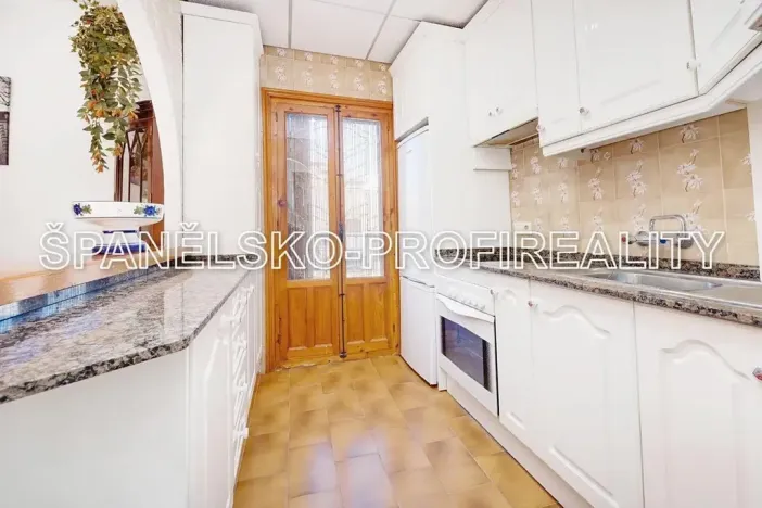 Prodej vícegeneračního domu, Alicante, Španělsko, 78 m2