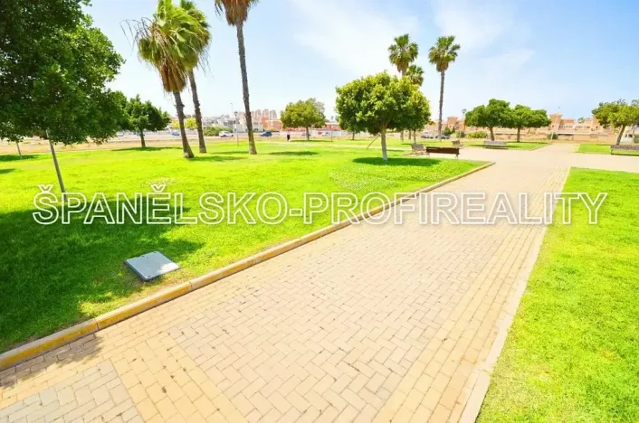 Prodej bytu 3+kk, Torrevieja, Španělsko, 58 m2