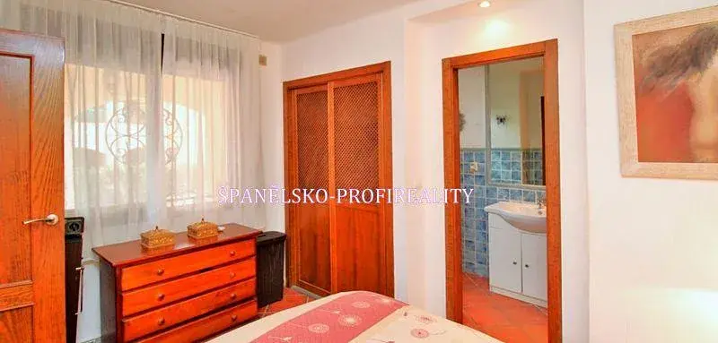 Prodej bytu 3+1, Alicante, Španělsko, 69 m2