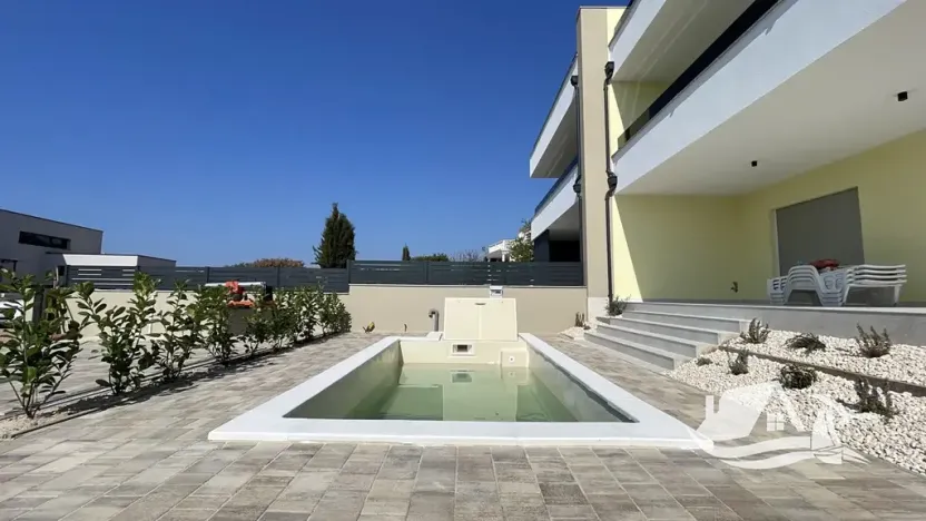 Prodej vily, Tribunj, Chorvatsko, 210 m2