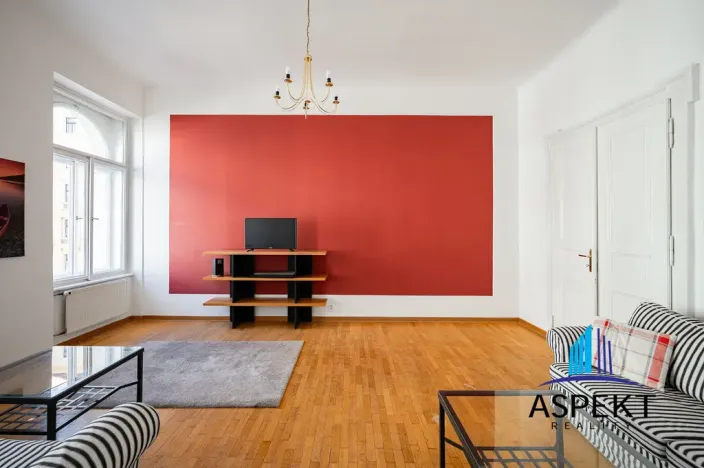 Pronájem bytu 3+1, Praha - Nové Město, Tyršova, 100 m2