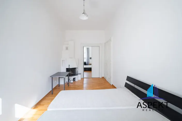 Pronájem bytu 3+1, Praha - Nové Město, Tyršova, 100 m2