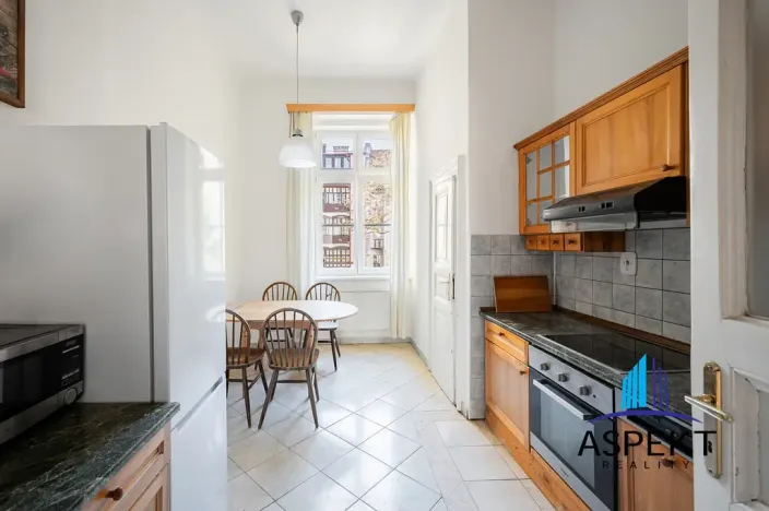 Pronájem bytu 3+1, Praha - Nové Město, Tyršova, 100 m2