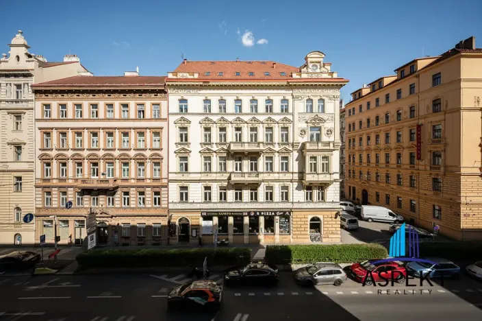 Pronájem bytu 3+1, Praha - Nové Město, Tyršova, 100 m2