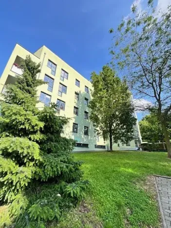 Pronájem garážového stání, Praha - Břevnov, 8. listopadu, 14 m2