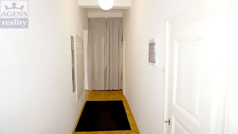 Pronájem kanceláře, Praha - Nové Město, Fügnerovo náměstí, 85 m2