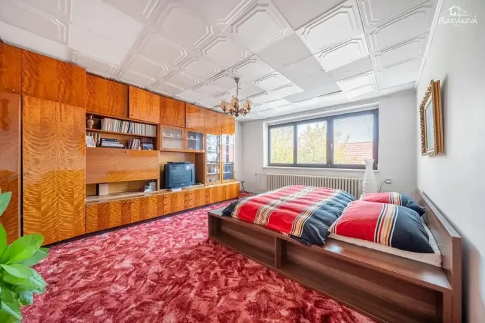 Prodej rodinného domu, Soběkury, 285 m2