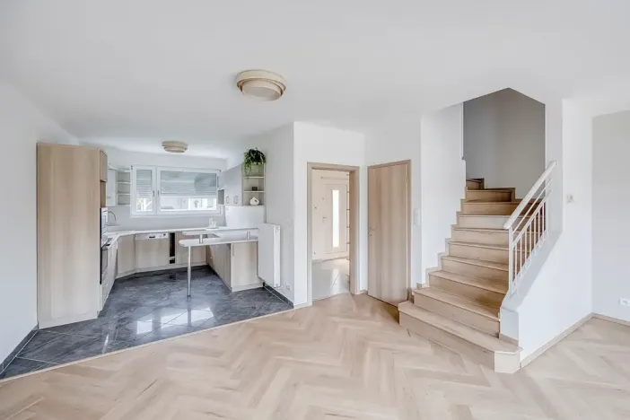 Prodej vily, Bašť, Kostelecká, 145 m2