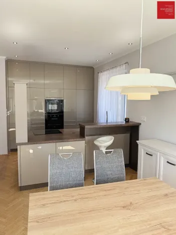 Prodej bytu 3+kk, Mariánské Lázně, Dřevěná, 113 m2