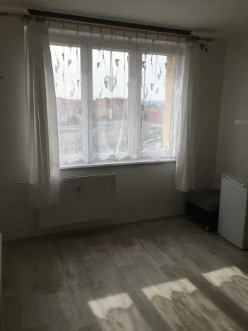 Pronájem bytu 1+1, Žatec, 40 m2