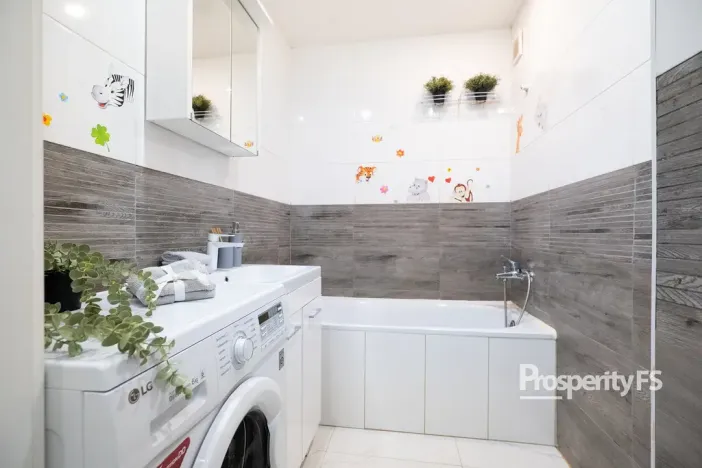 Prodej bytu 3+1, Česká Lípa, Bohuslava Martinů, 77 m2