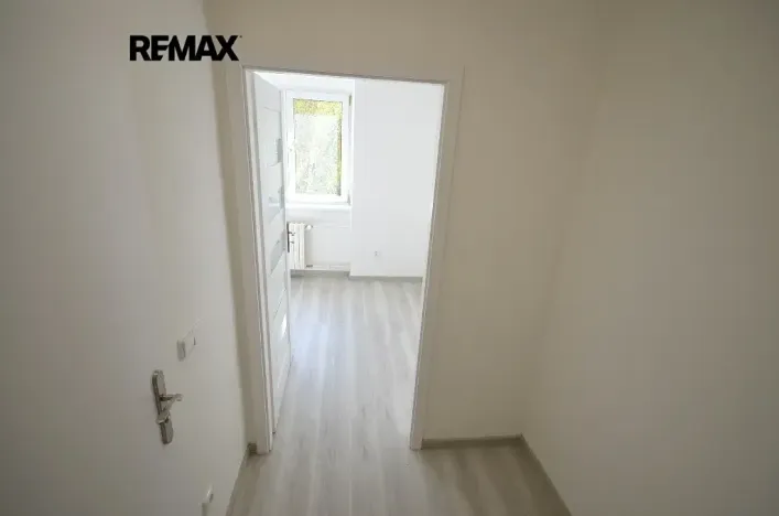 Pronájem bytu 1+1, Kladno, Sevastopolská, 28 m2