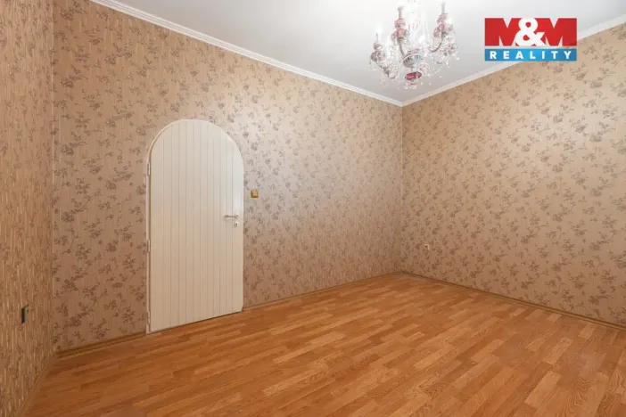 Prodej rodinného domu, Uherské Hradiště, U Stadionu, 300 m2