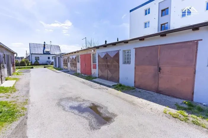 Prodej garáže, Ždírec nad Doubravou, nám. 9. května, 17 m2