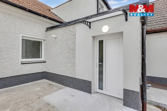 Prodej rodinného domu, Lochovice, 162 m2