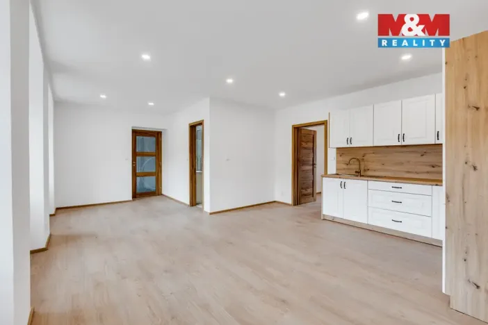 Prodej rodinného domu, Lochovice, 162 m2