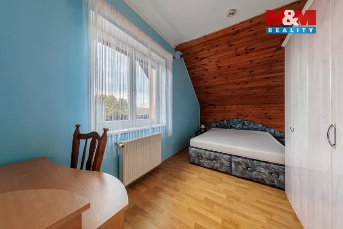 Prodej rodinného domu, Karlovy Vary - Dvory, Chebská, 228 m2