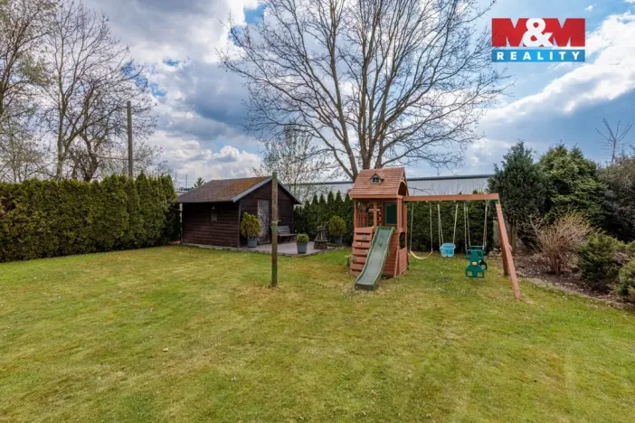 Prodej rodinného domu, Karlovy Vary - Dvory, Chebská, 228 m2