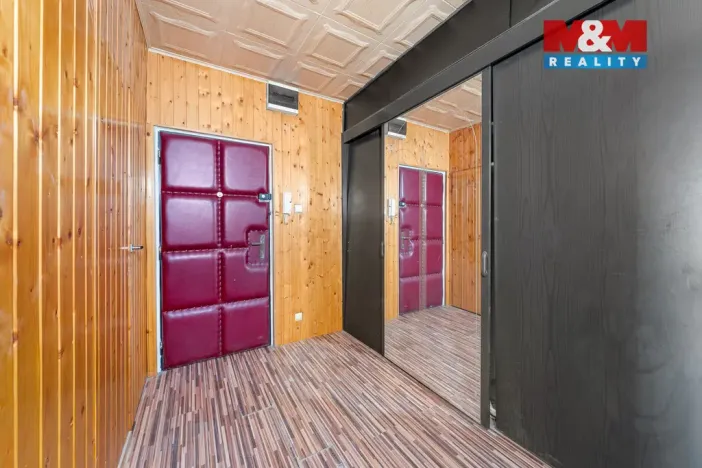 Prodej bytu 2+1, Děčín - Děčín III-Staré Město, Jezdecká, 62 m2