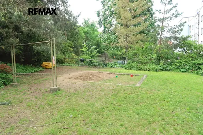 Pronájem bytu 2+1, Praha - Podolí, Podolská, 67 m2