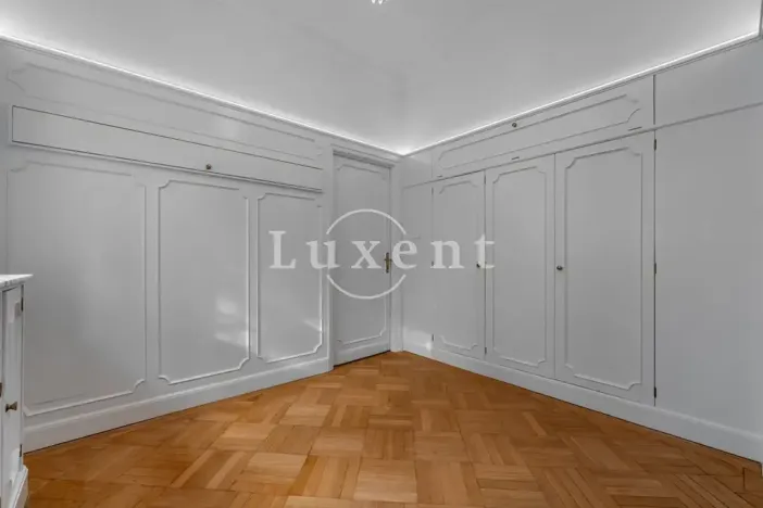 Prodej vily, Praha - Bubeneč, Heineho, 726 m2