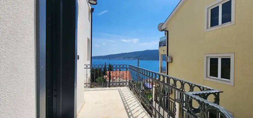 Prodej bytu 4+kk, Bijela, Černá Hora, 105 m2