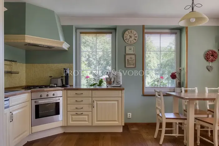 Prodej chalupy, Ledečko, 257 m2