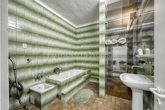 Prodej vily, Křižanov, Benešovo náměstí, 530 m2