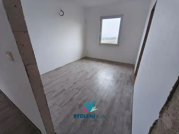 Prodej rodinného domu, Modlany, 150 m2