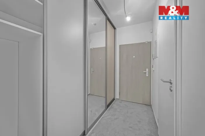 Prodej bytu 1+kk, Praha, 32 m2