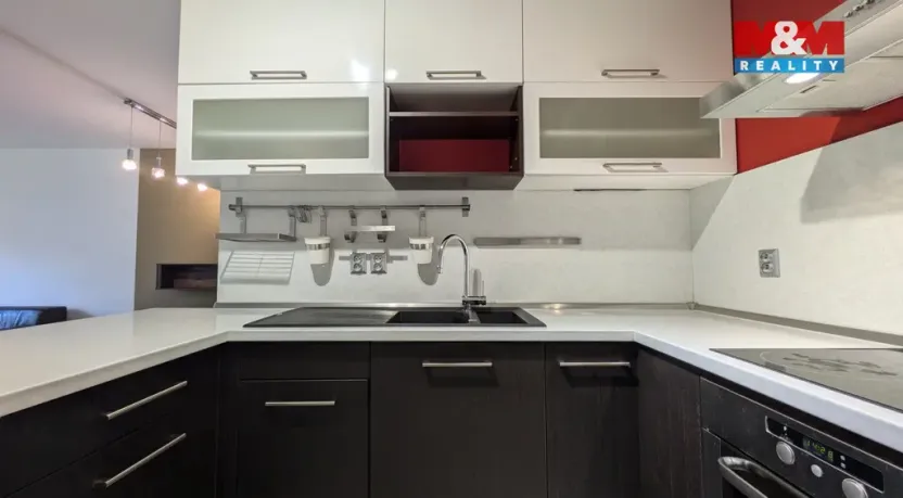 Pronájem bytu 3+kk, Praha - Vysočany, Jana Přibíka, 90 m2