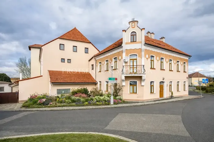 Prodej kanceláře, Mělník, Českolipská, 418 m2