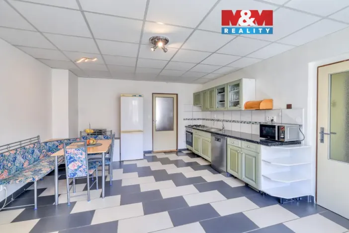 Prodej rodinného domu, Oplot, 140 m2