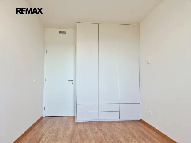 Pronájem bytu 2+kk, Praha - Kamýk, Zimova, 58 m2