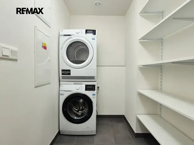 Pronájem bytu 2+kk, Praha - Kamýk, Zimova, 58 m2