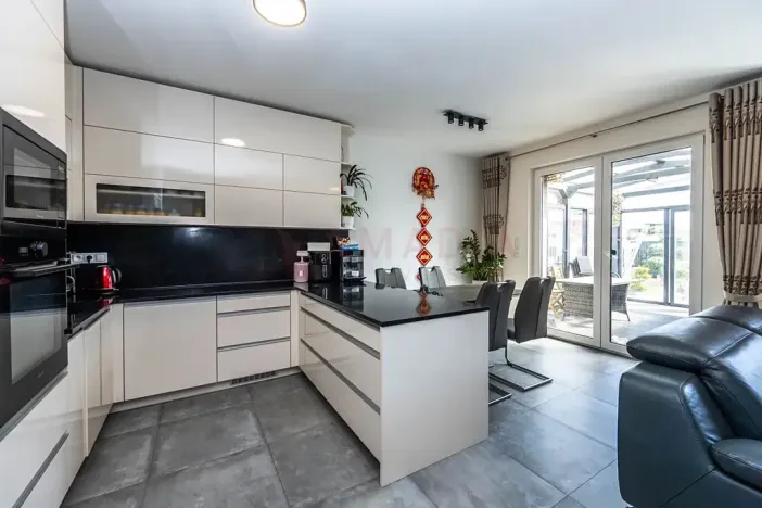 Prodej rodinného domu, Praha - Letňany, Jana Vlčka, 143 m2